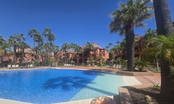 apartment - Wiederverkauf - Marbella - Puerto Banús