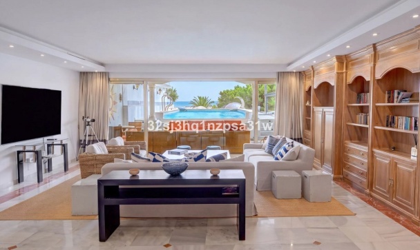 apartment - Wiederverkauf - Marbella - Puerto Banús