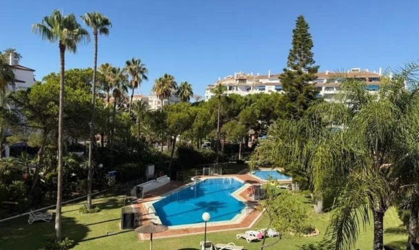 apartment - Wiederverkauf - Marbella - Puerto Banús
