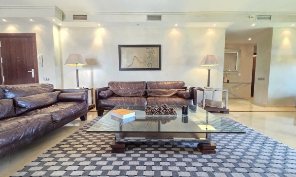 apartment - Wiederverkauf - Marbella - Puerto Banús