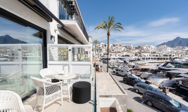 apartment - Wiederverkauf - Marbella - Puerto Banús