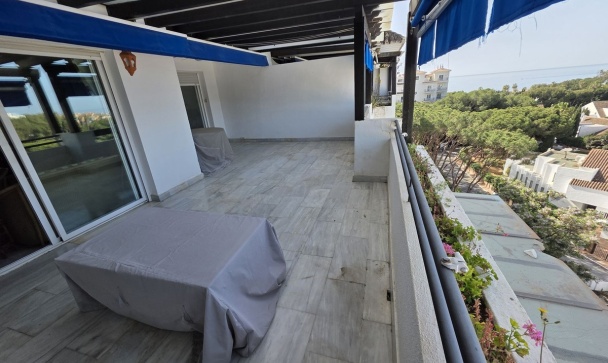 apartment - Wiederverkauf - Marbella - Puerto Banús