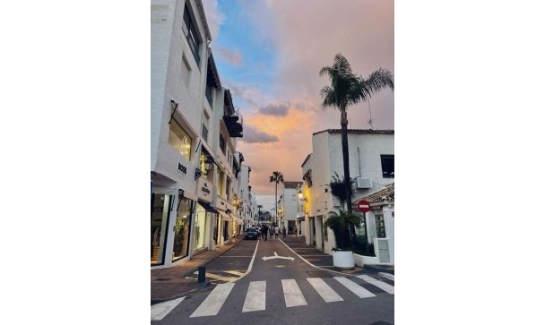 apartment - Wiederverkauf - Marbella - Puerto Banús