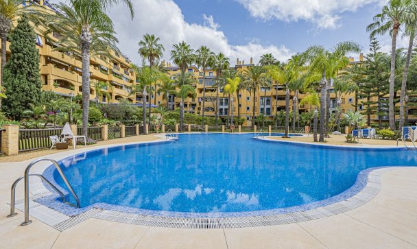 apartment - Wiederverkauf - Marbella - San Pedro de Alcántara