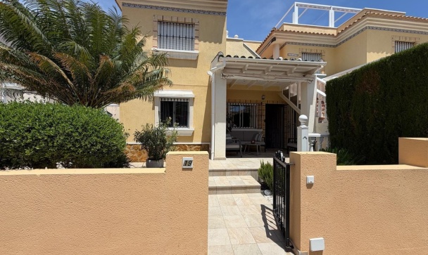 apartment - Wiederverkauf - Orihuela - Orihuela Costa