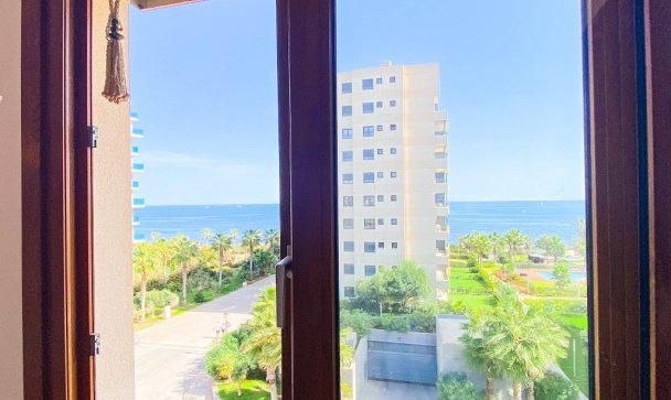 apartment - Wiederverkauf - Orihuela - Punta Prima