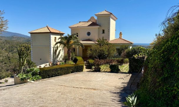 Country house - Resale - Estepona - Estepona Centro