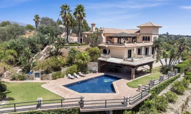 Country house - Resale - Estepona - Estepona Centro