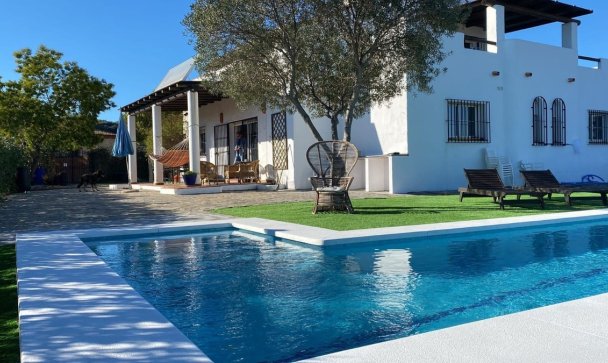 Country house - Wiederverkauf - Estepona - Estepona Centro