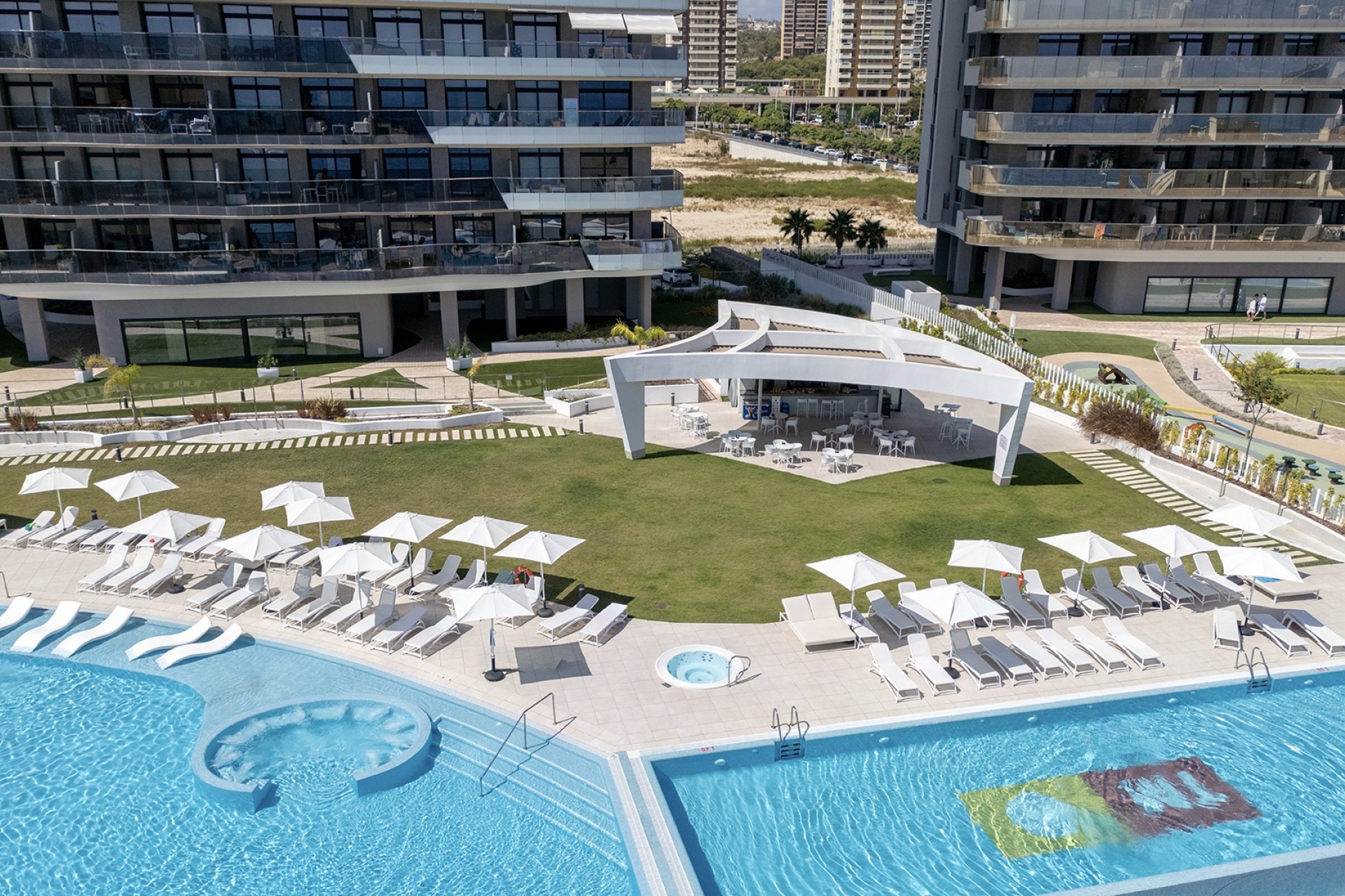 Neue Gebäude - apartment - Benidorm - Spain