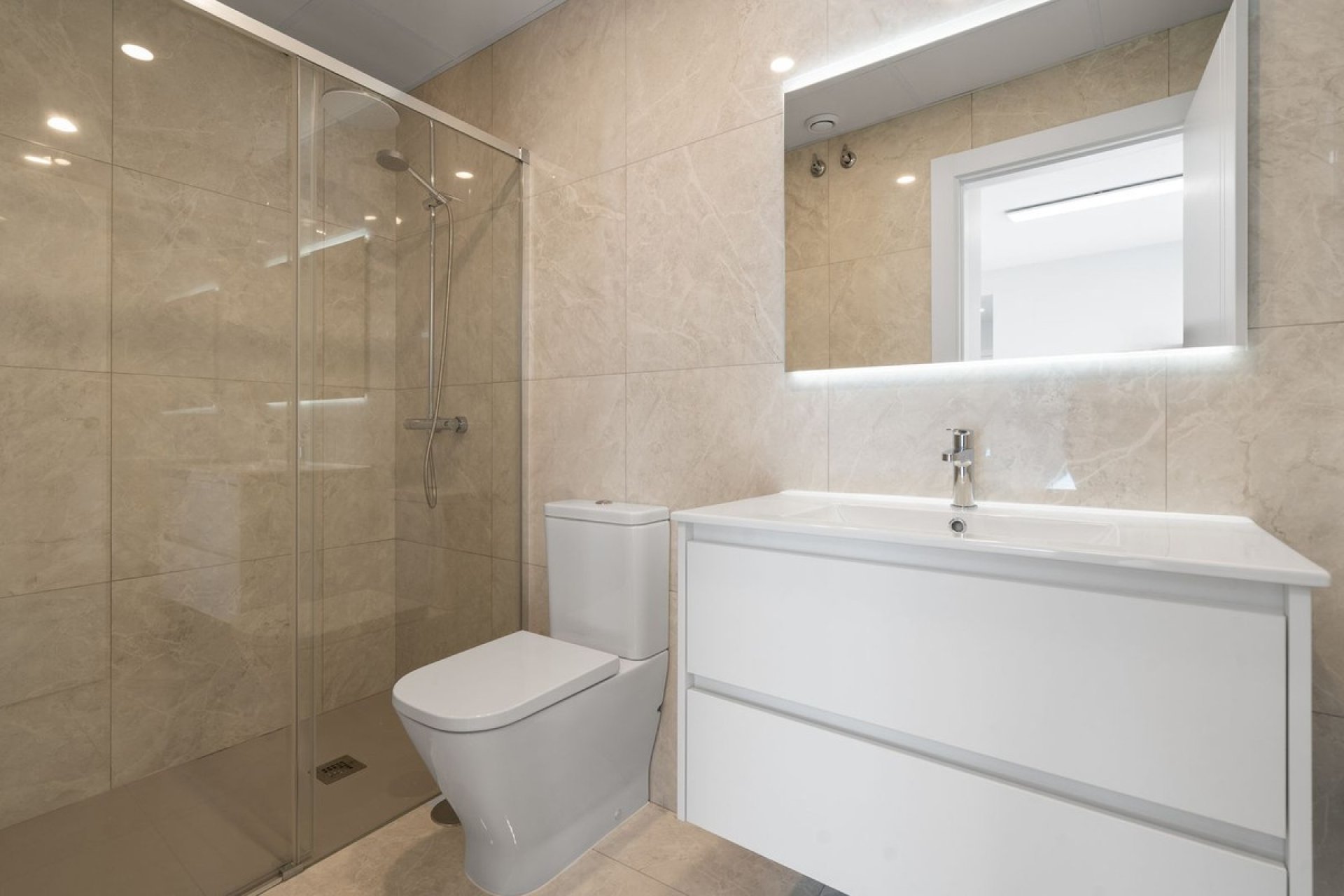Neue Gebäude - apartment - Fuengirola - Fuengirola Centro