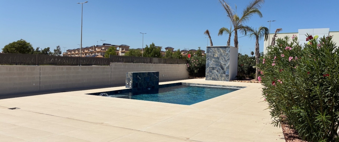Neue Gebäude - Laguna Azul Villa - Los Montesinos - La Herrada