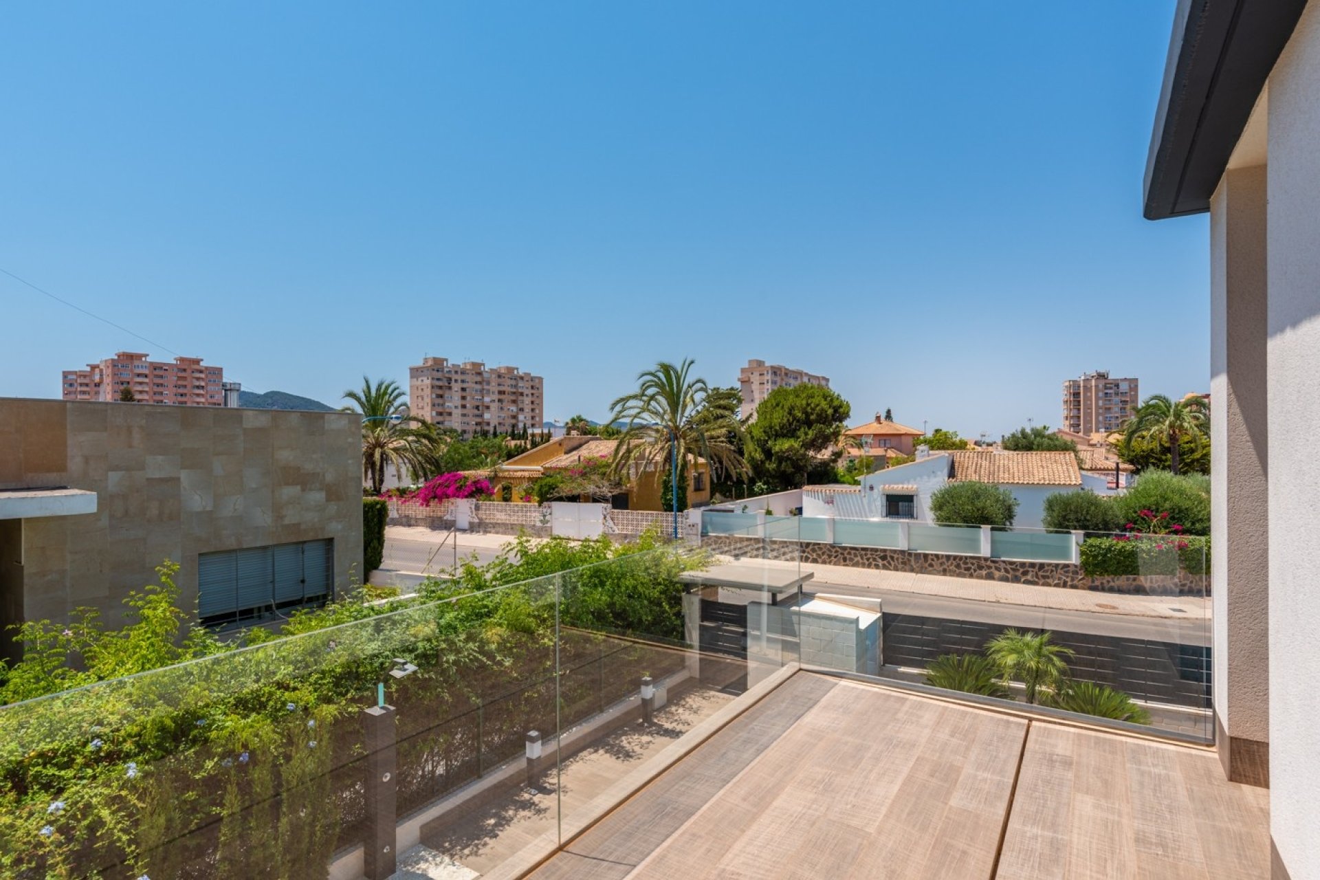 Neue Gebäude - Modelo Silvia - La Manga del Mar Menor - Playa Honda