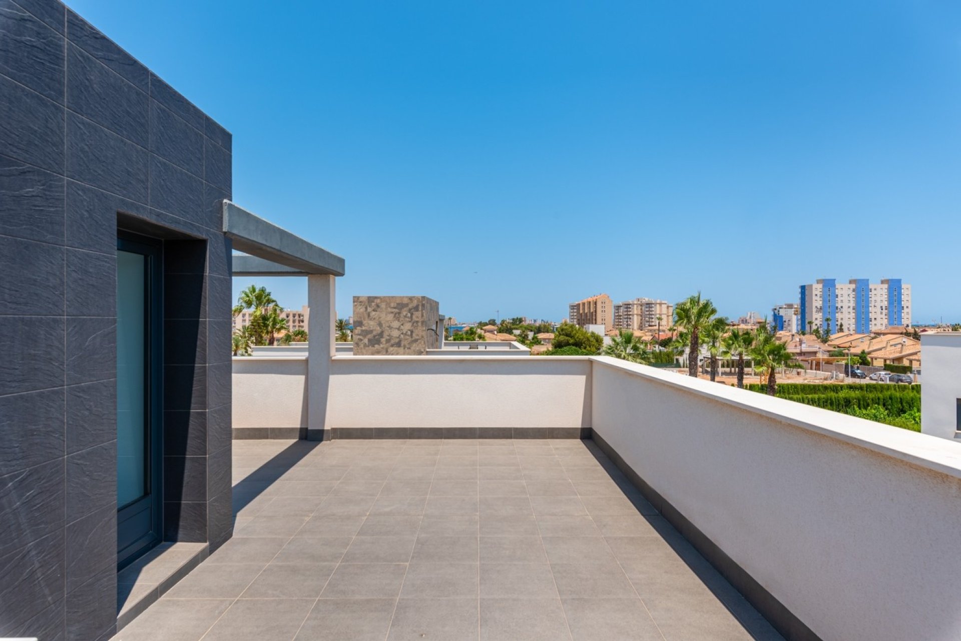 Neue Gebäude - Modelo Silvia - La Manga del Mar Menor - Playa Honda