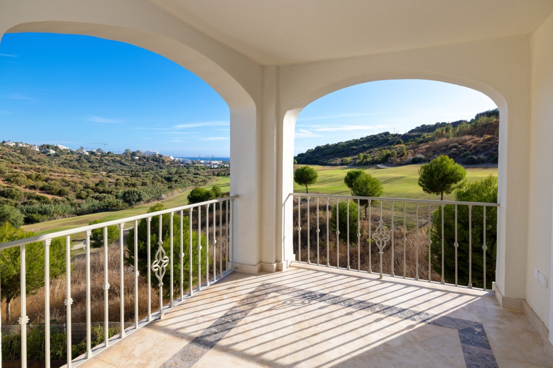 Neue Gebäude - Town house - Estepona - Valle Romano
