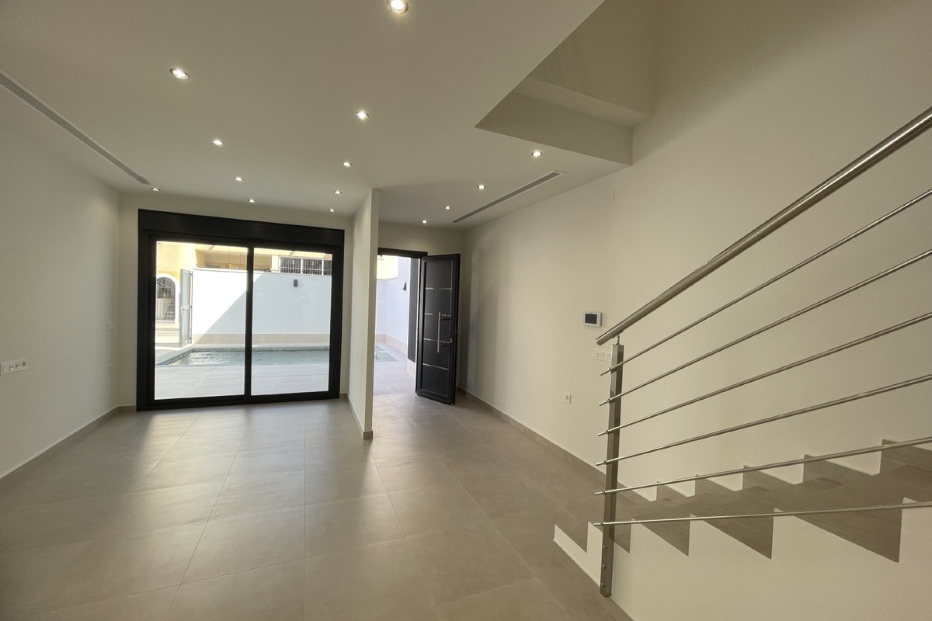 Neue Gebäude - Villa - Almoradí - Heredades