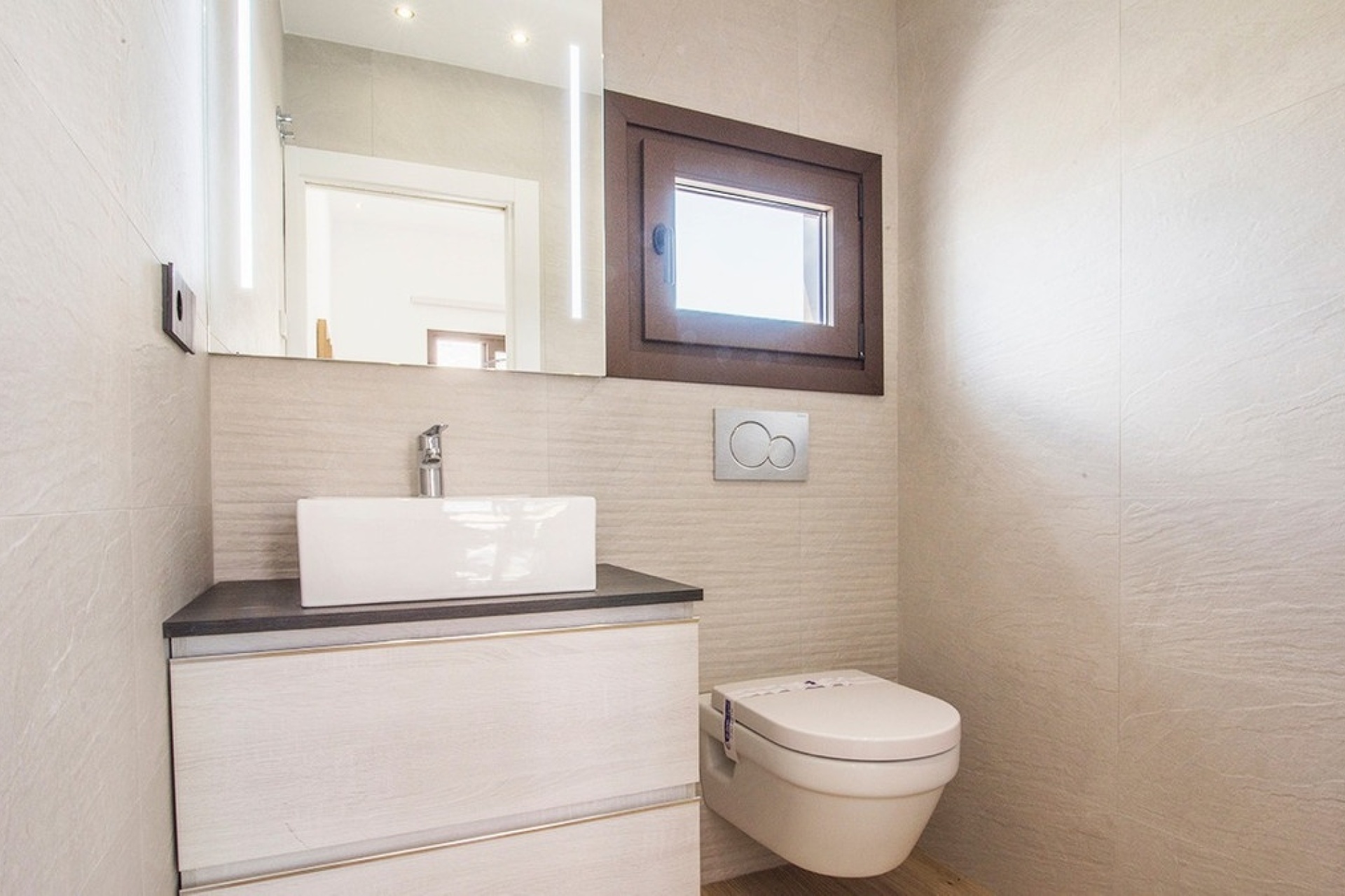 Neue Gebäude - Villa - Benidorm - Benidorm Centro