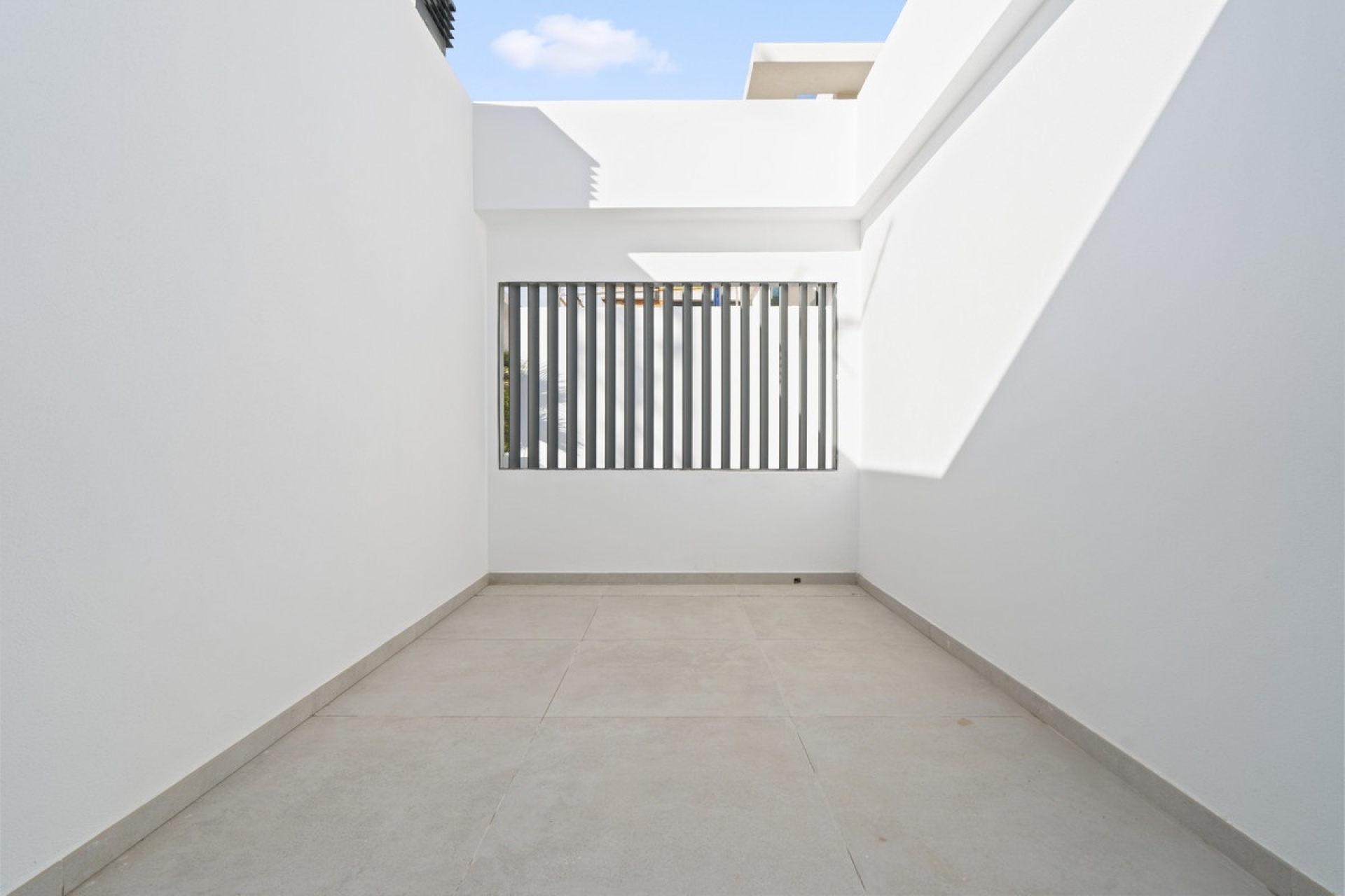 Neue Gebäude - Villa - Benidorm - Benidorm Centro