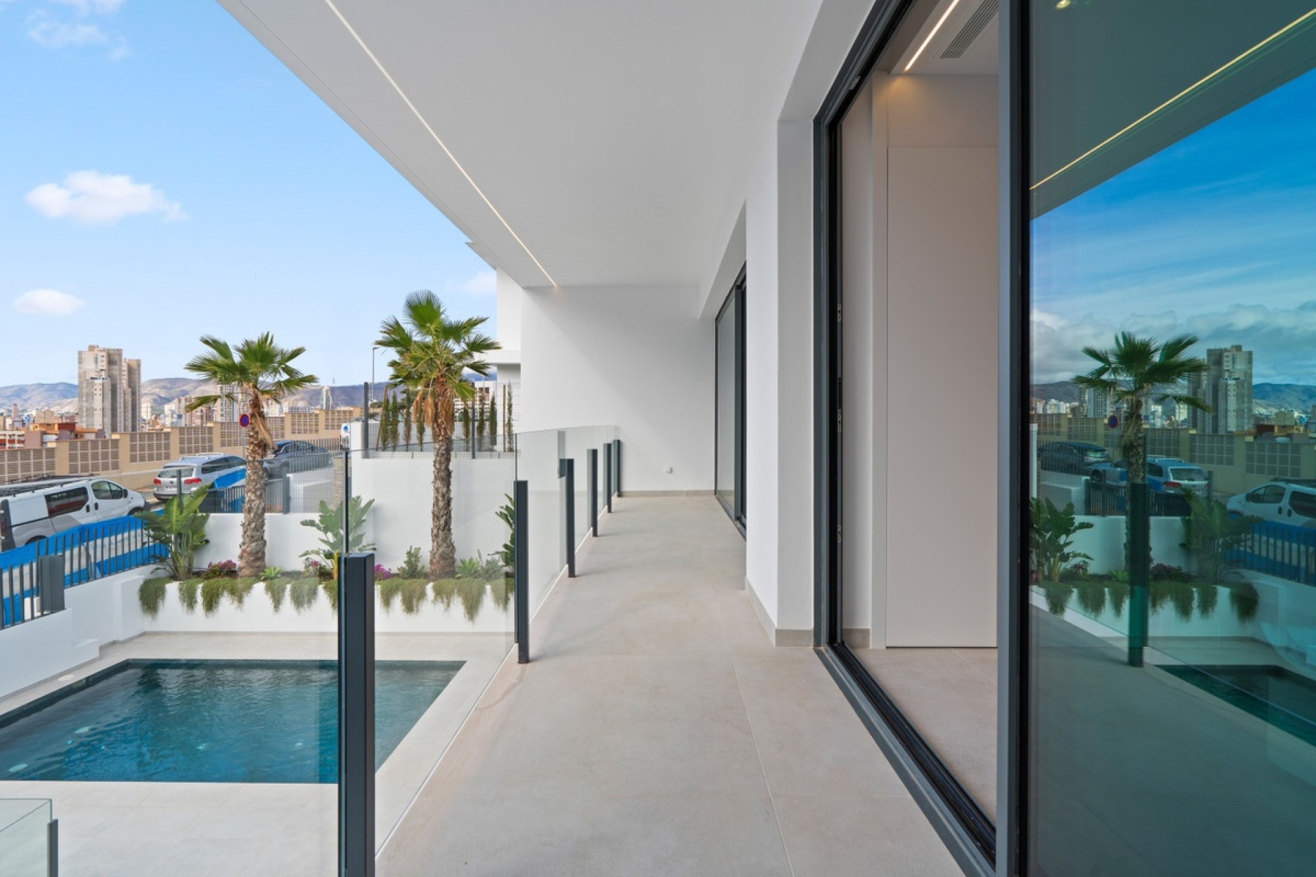 Neue Gebäude - Villa - Benidorm - Benidorm Centro