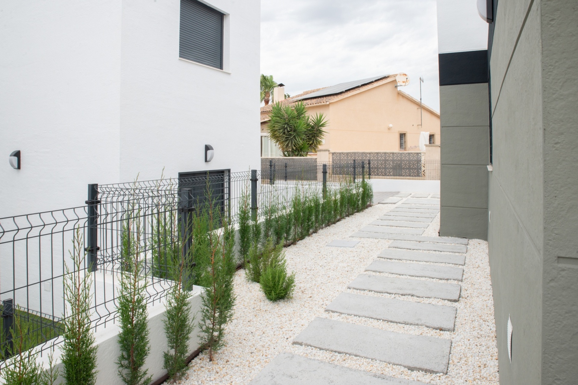 Neue Gebäude - Villa - Busot, zona Bonalba Golf (Alicante) - Spain