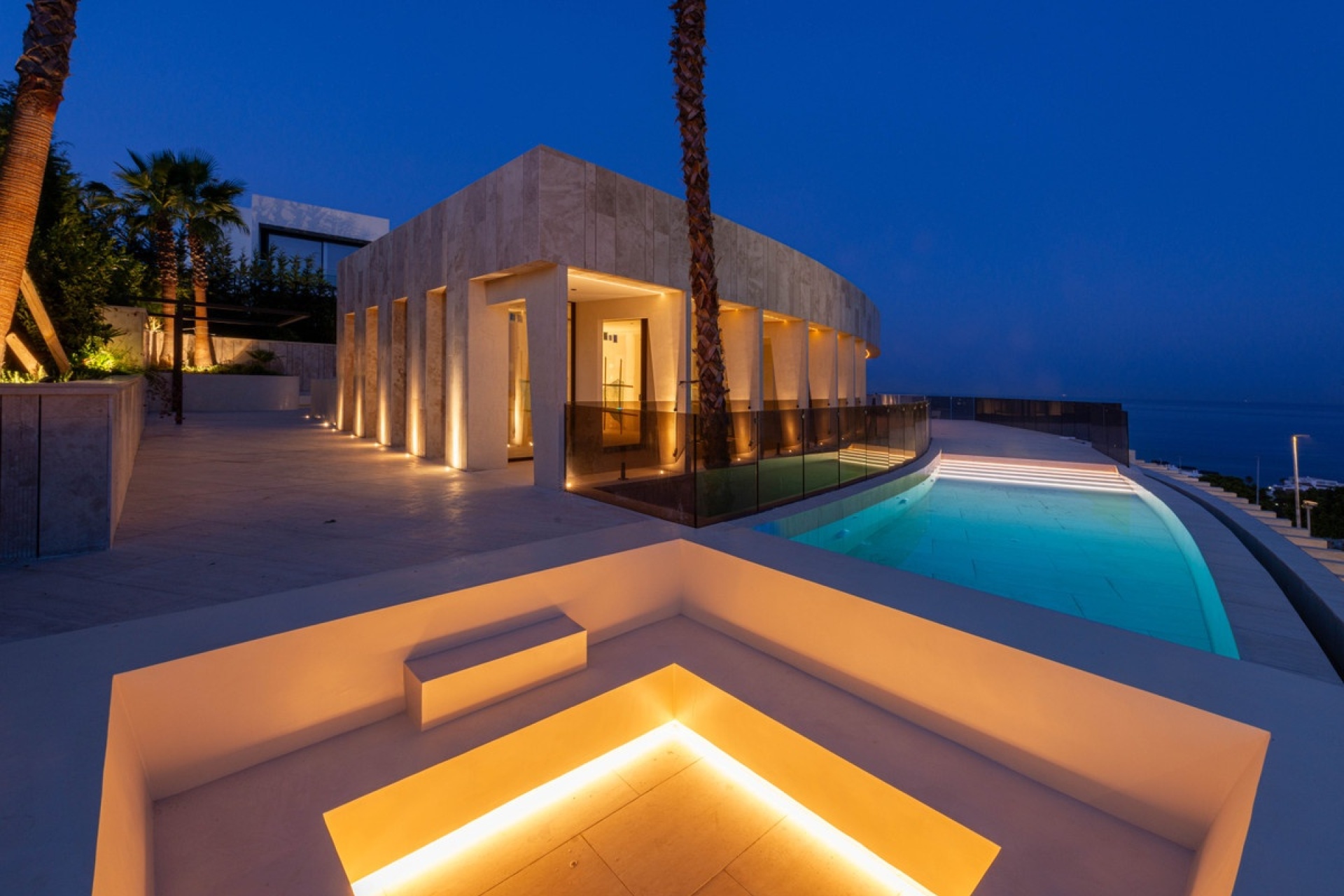 Neue Gebäude - Villa - Casares - Casares Centro