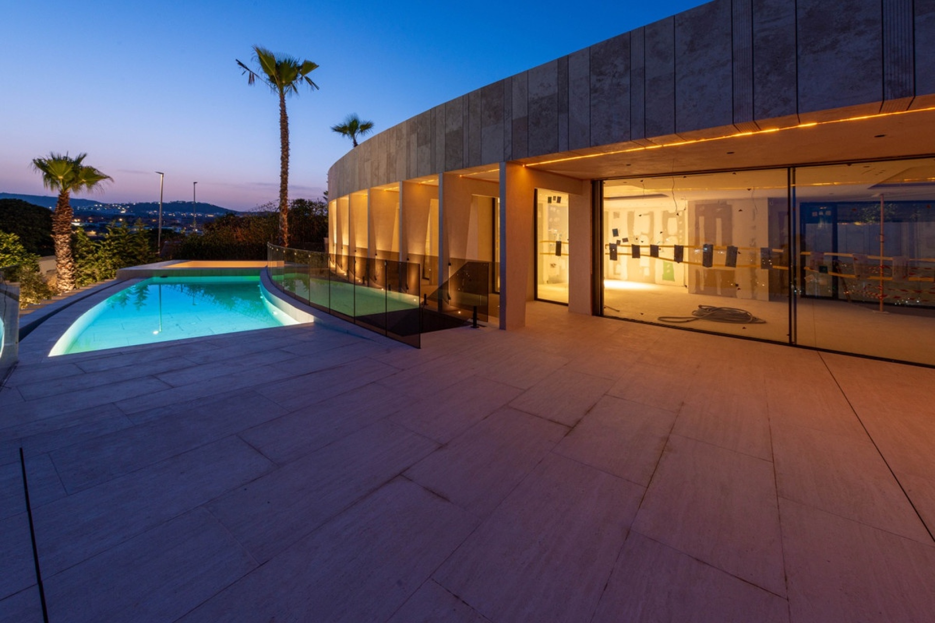 Neue Gebäude - Villa - Casares - Casares Centro