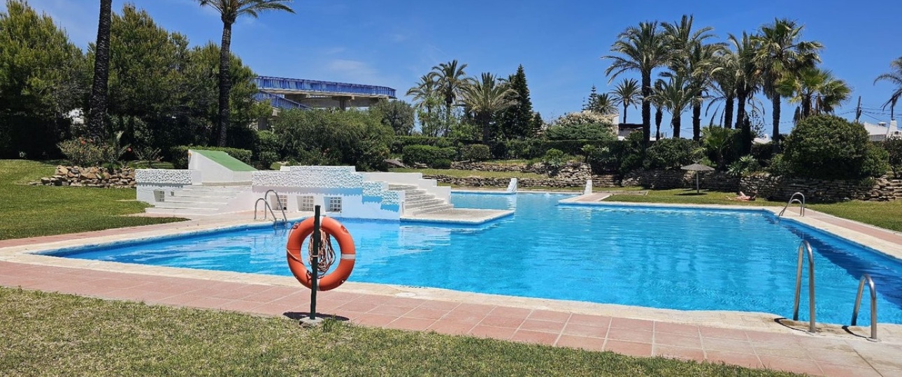 Neue Gebäude - Villa - Estepona - Estepona Centro