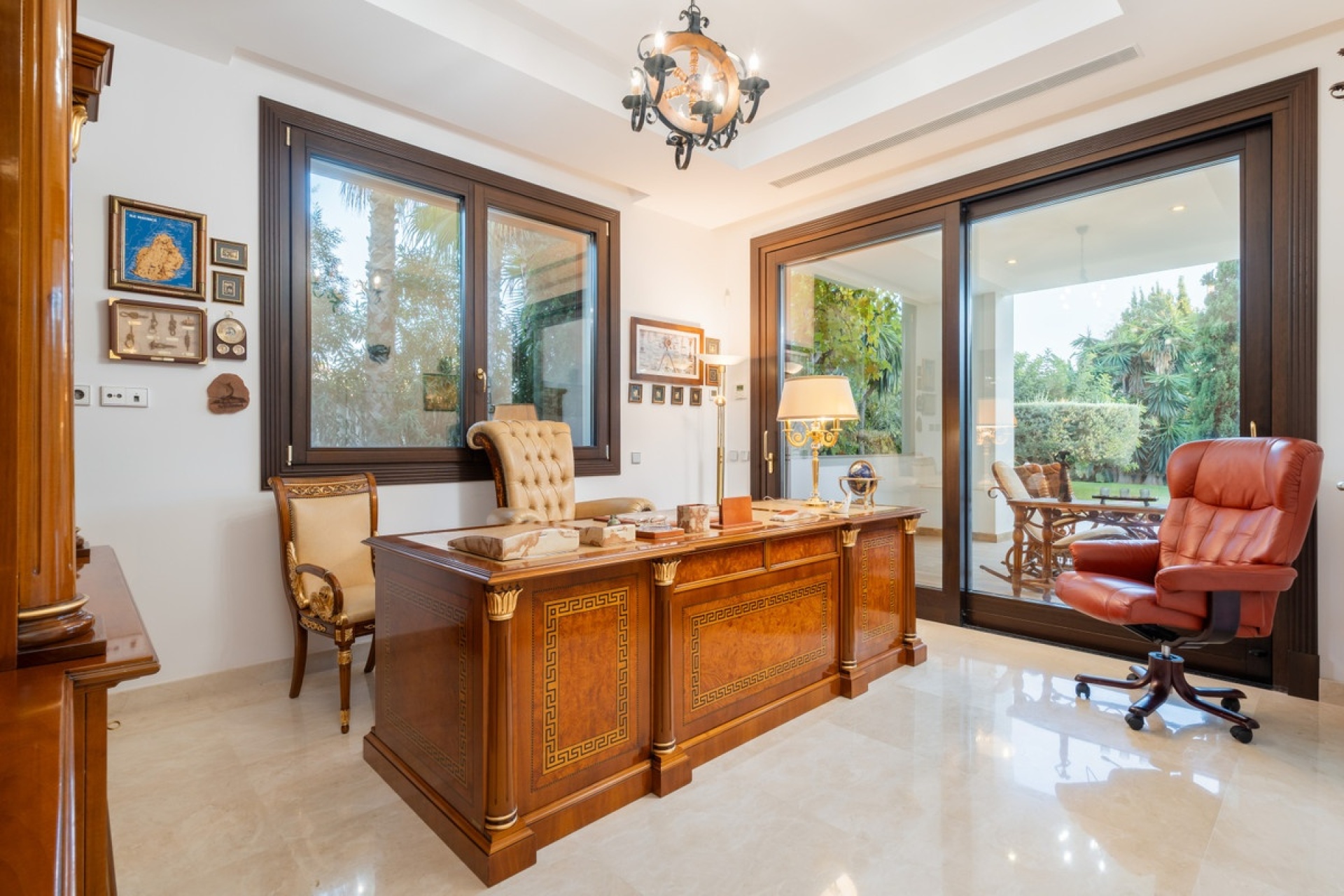Neue Gebäude - Villa - Estepona - Estepona Centro