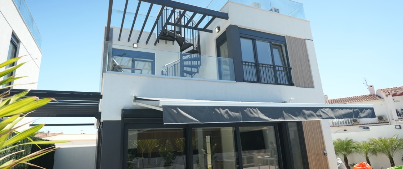 Neue Gebäude - Villa - La Nucía - La Nucia Centro