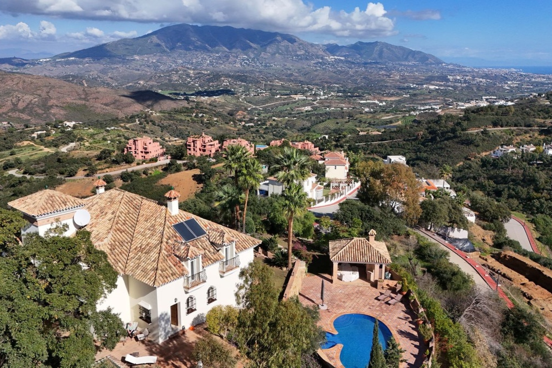 Neue Gebäude - Villa - Marbella - La Mairena