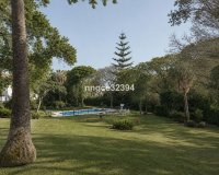 Neue Gebäude - Villa - Marbella - Puerto Banús