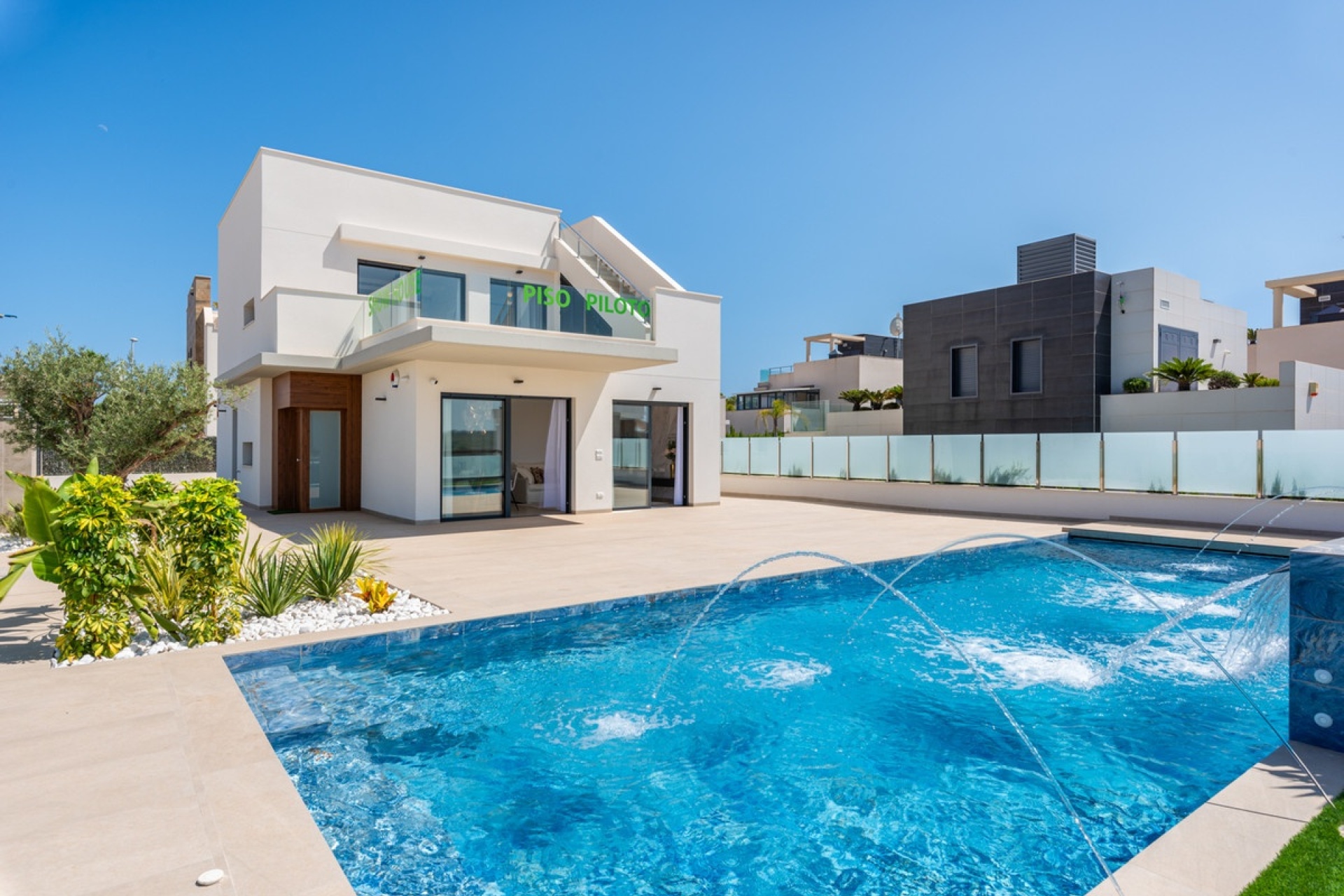 Neue Gebäude - Villa - Orihuela - Dehesa de Campoamor