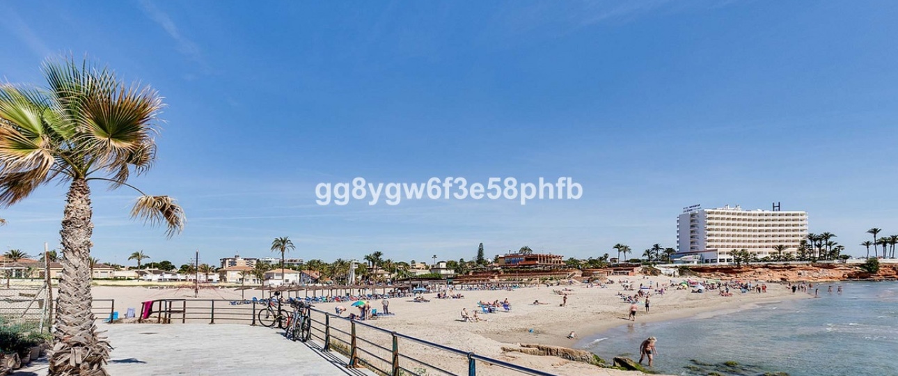 Neue Gebäude - Villa - Orihuela - La Zenia
