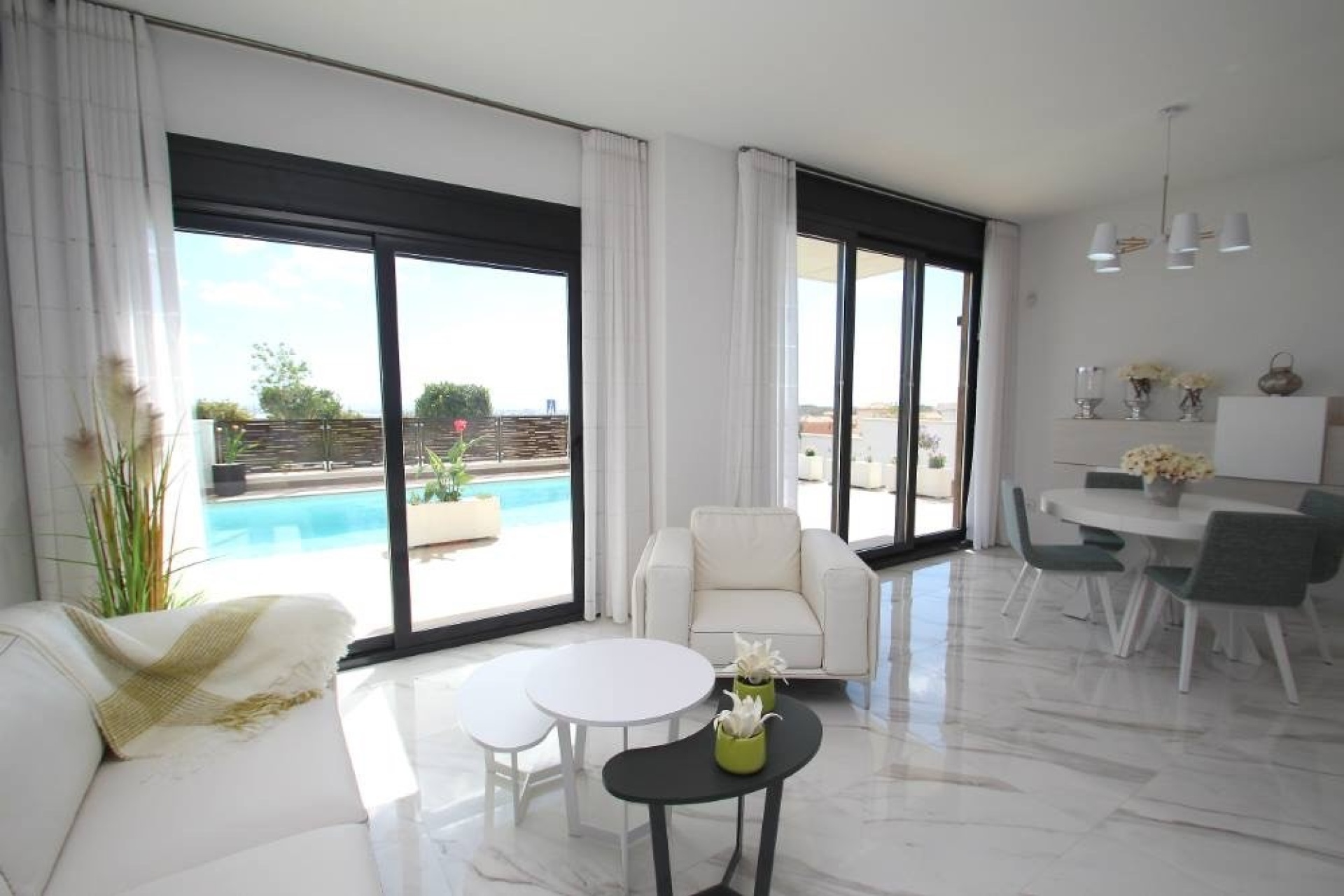 Neue Gebäude - Villa - San Miguel de Salinas - San Miguel de Salinas Centro