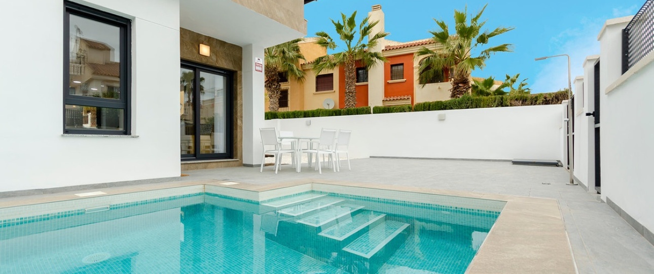 Neue Gebäude - Villa - Torrevieja - Torrevieja Centro