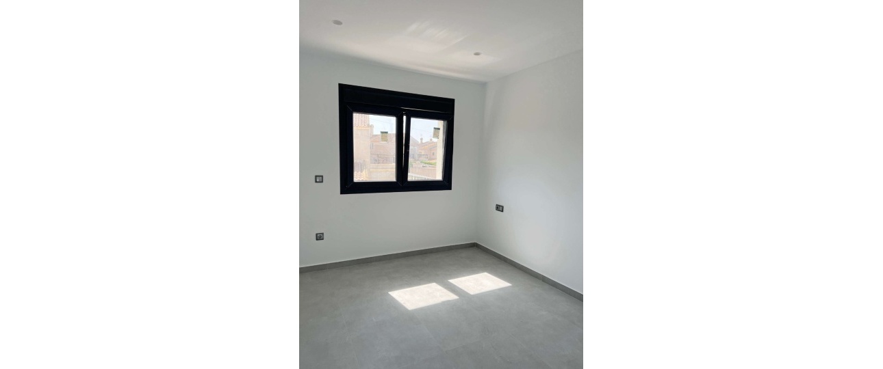 Neue Gebäude - Villa - Torrevieja - Torrevieja Centro