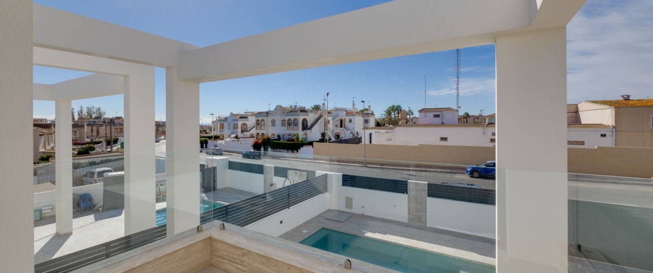 Neue Gebäude - Villa - Torrevieja - Torrevieja Centro