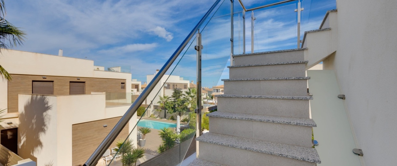 Neue Gebäude - Villa - Torrevieja - Torrevieja Centro