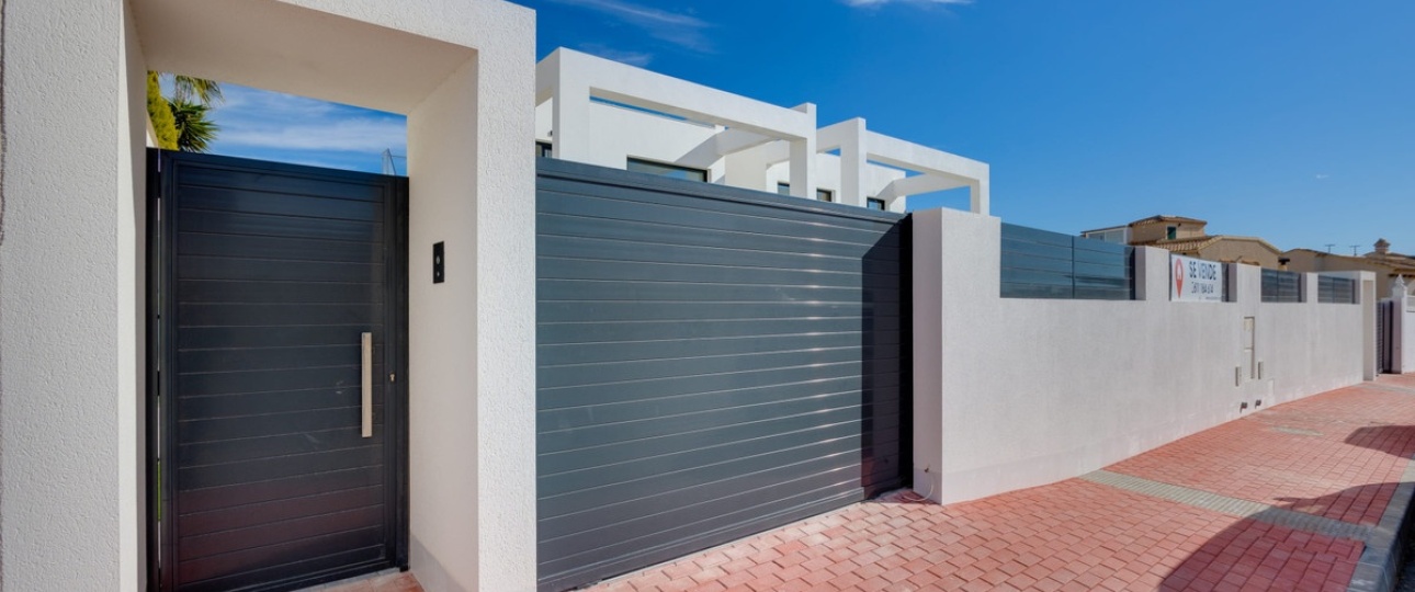 Neue Gebäude - Villa - Torrevieja - Torrevieja Centro