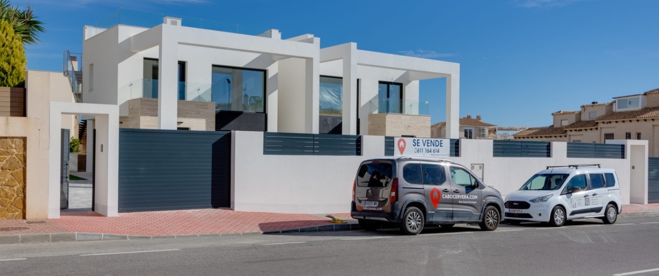 Neue Gebäude - Villa - Torrevieja - Torrevieja Centro