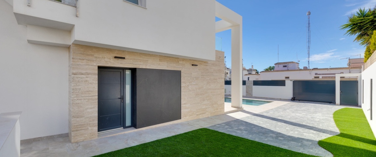 Neue Gebäude - Villa - Torrevieja - Torrevieja Centro