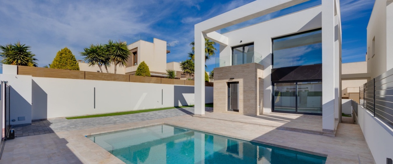 Neue Gebäude - Villa - Torrevieja - Torrevieja Centro