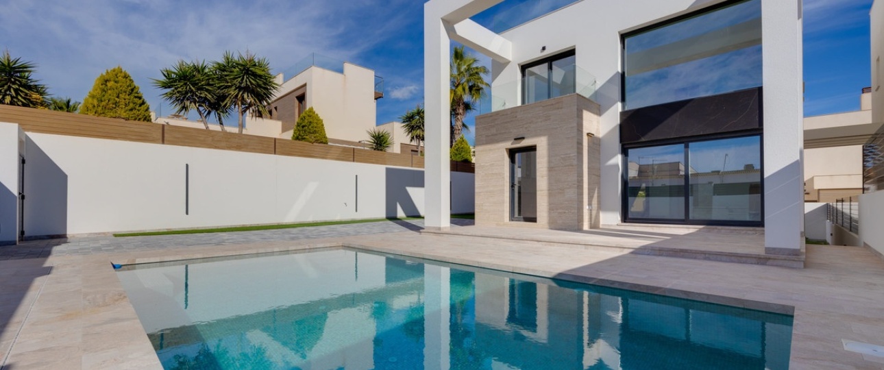 Neue Gebäude - Villa - Torrevieja - Torrevieja Centro