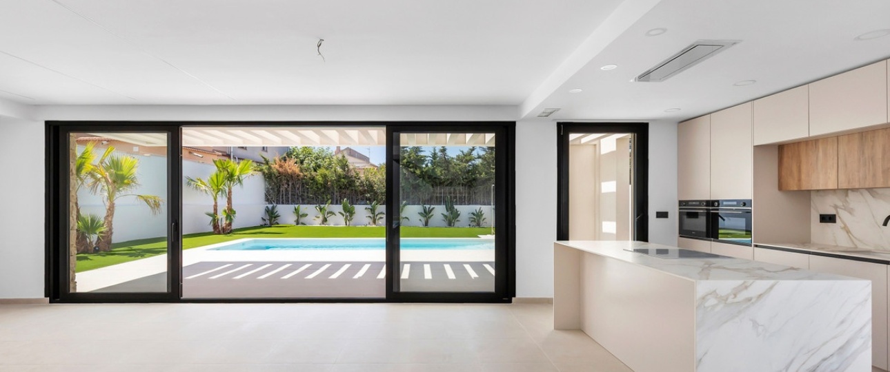 Neue Gebäude - Villa - Torrevieja - Torrevieja Centro