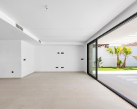 Neue Gebäude - Villa - Torrevieja - Torrevieja Centro
