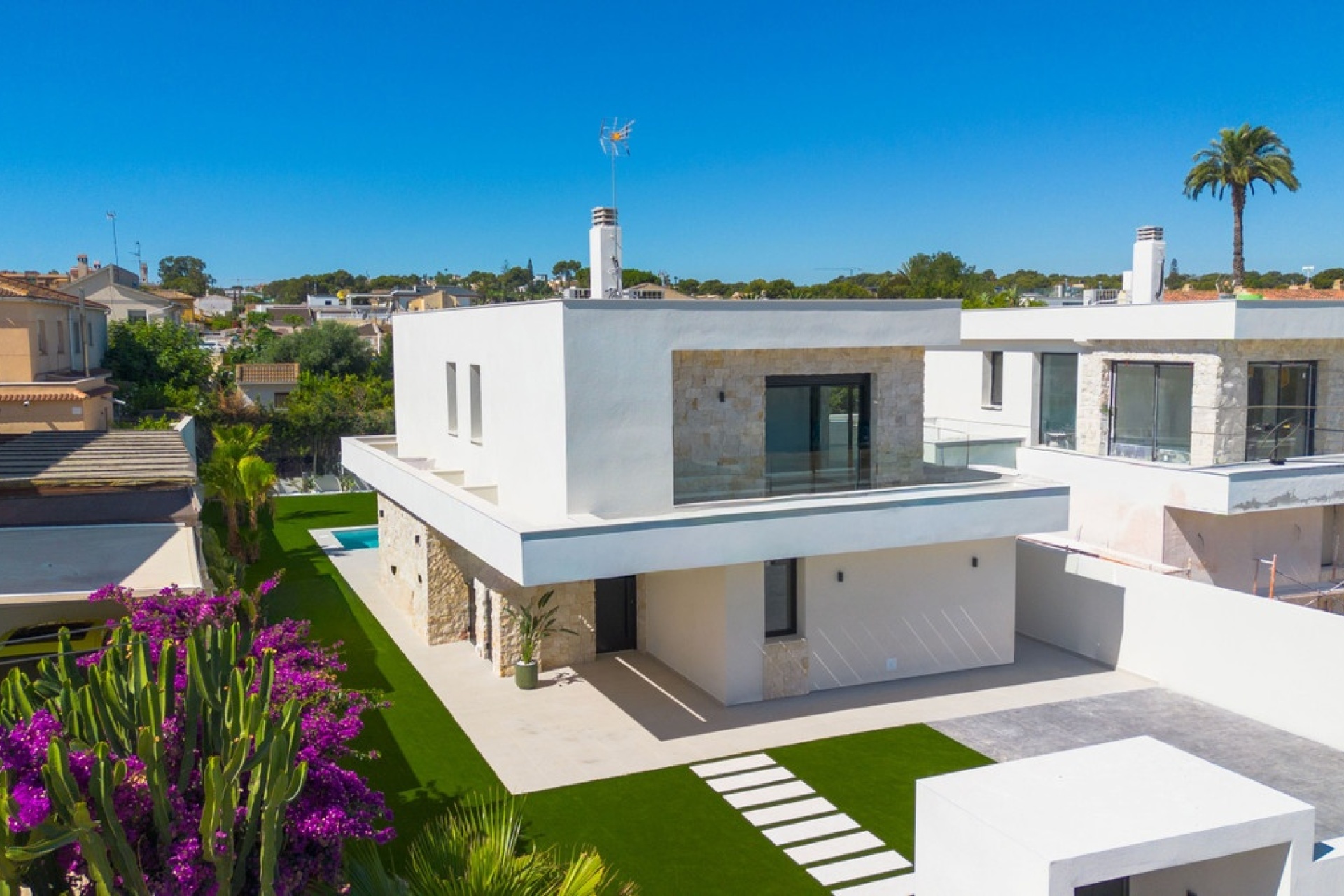 Neue Gebäude - Villa - Torrevieja - Torrevieja Centro