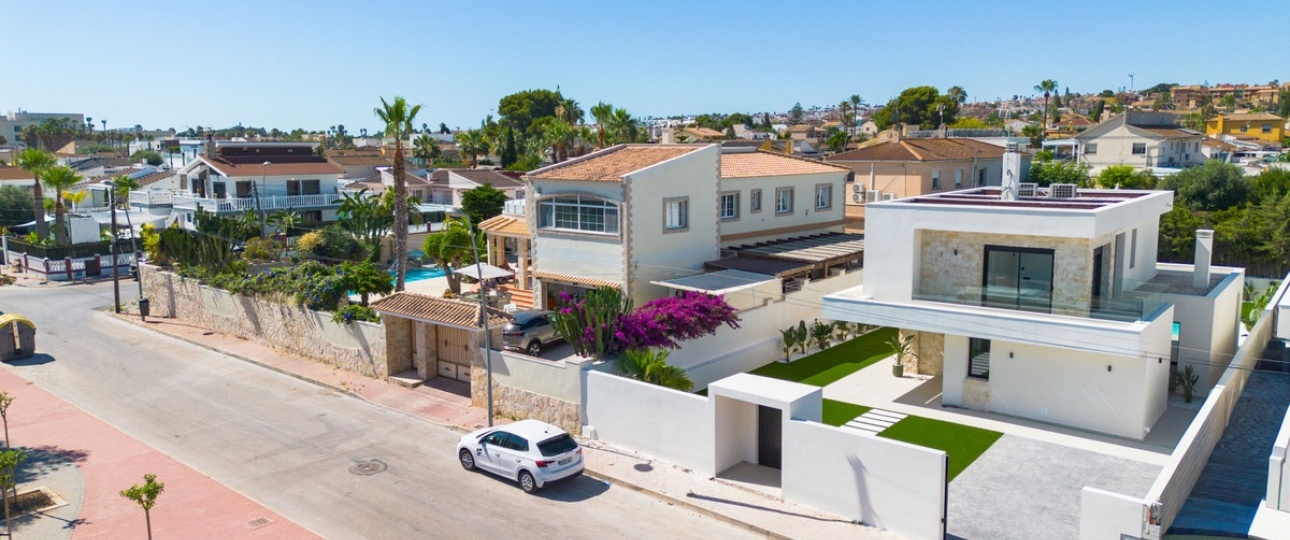 Neue Gebäude - Villa - Torrevieja - Torrevieja Centro