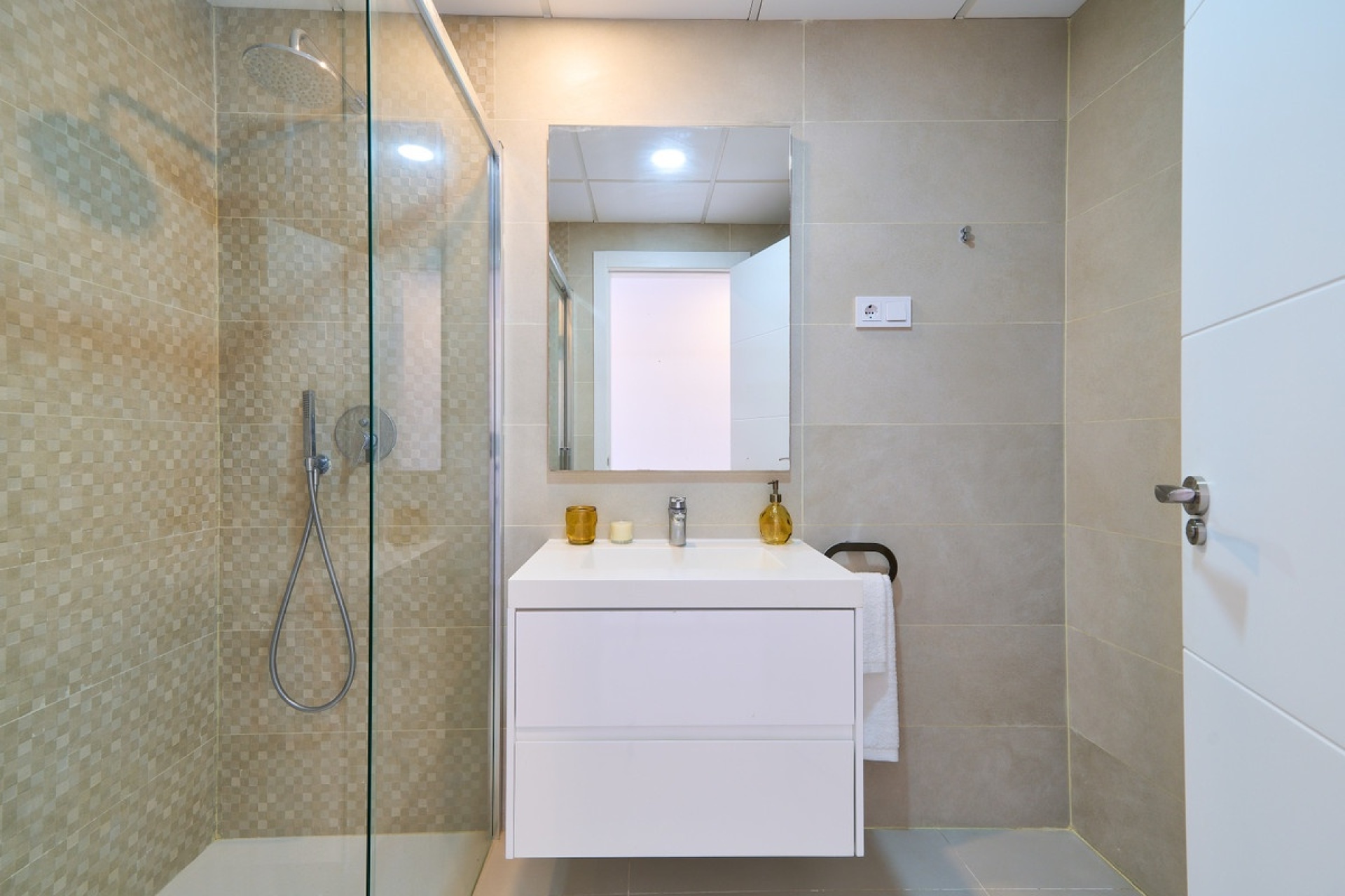 New Build - apartment - Estepona - Bel Air