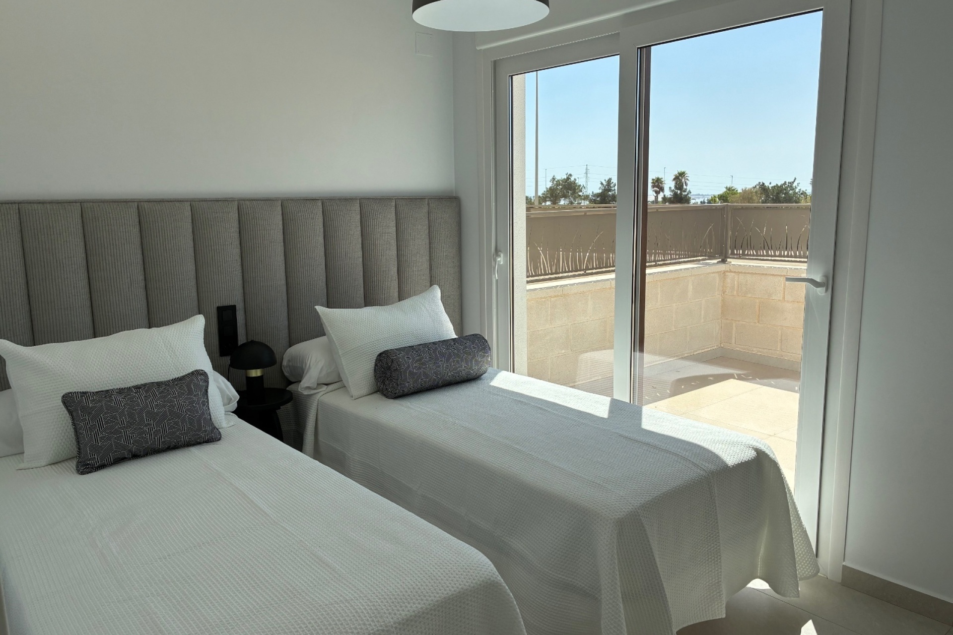 New Build - Laguna Azul Villa - Los Montesinos - La Herrada