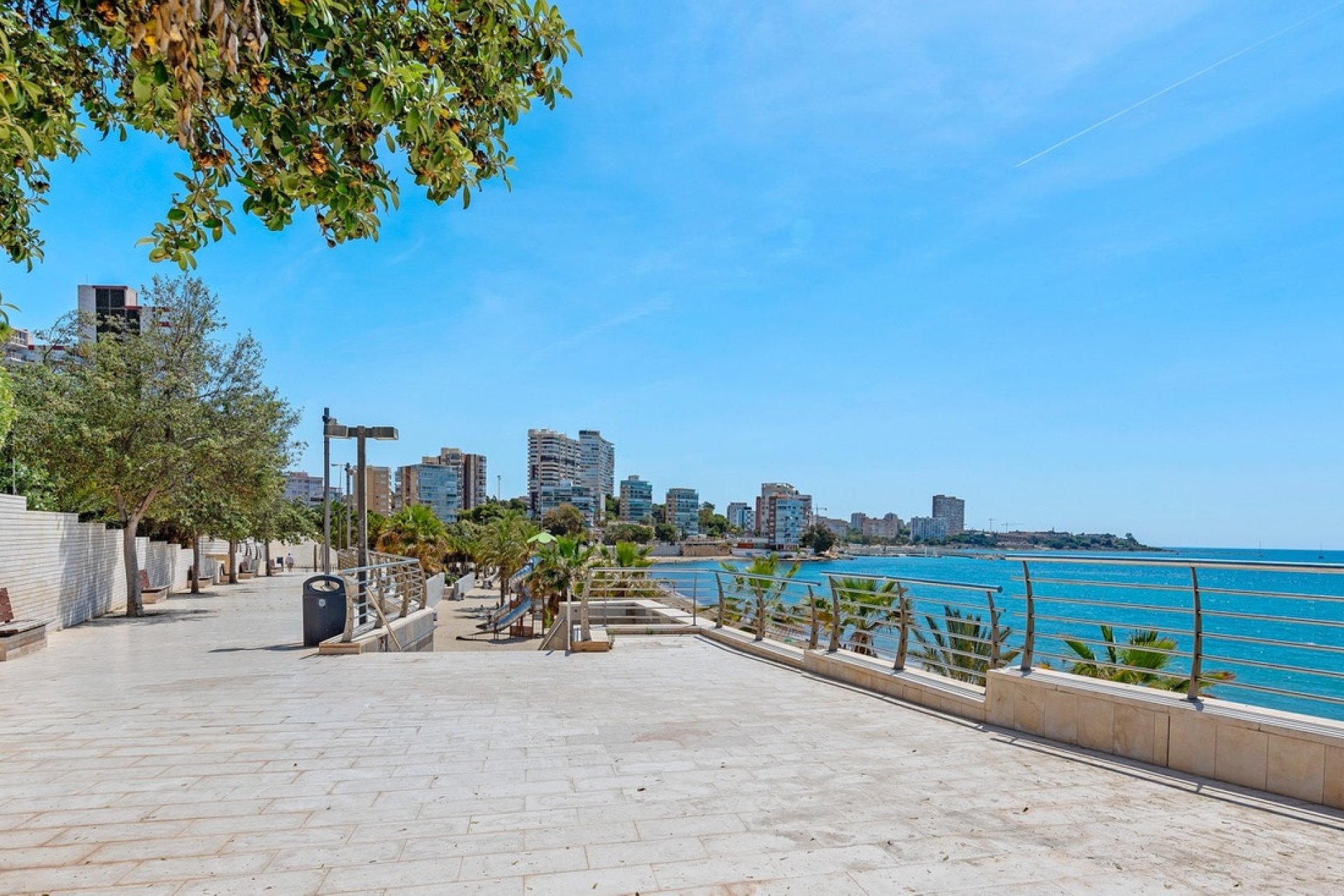 Resale - apartment - Alicante - Alicante Centro